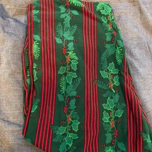 Lularoe Christmas leggings